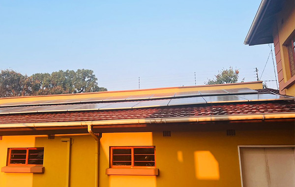 60 Sätze 10,2 kW Off-Grid-Home-Solaranlage in Sambia