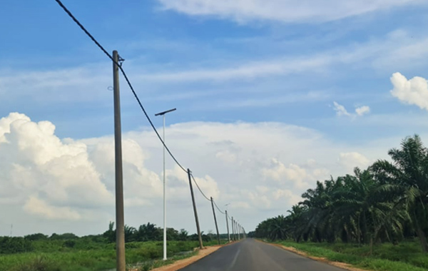 50 Sätze SLZ-80W Solar Straßen laternen in Malaysia