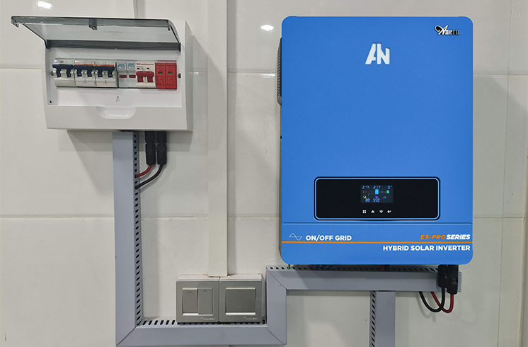 Unternehmen stärken: Hybrid Solar Inverter Systeme für kommerzielle Anwendungen