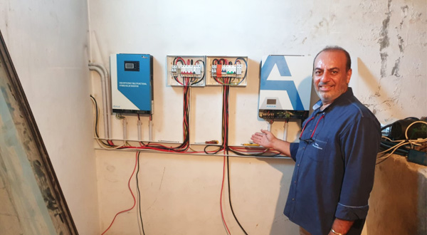 400-Sets-Of-mppt-Inverters-In-Lebanon.jpg
