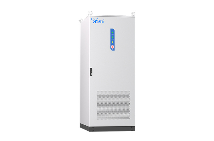 Industrieller und kommerzieller flüssigkeitsgekühlter integrierter Energiespeicherschrank（105KW/125KW）